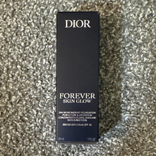 Dior Forever Skin Glow Radiant Glow Liquid Fo...