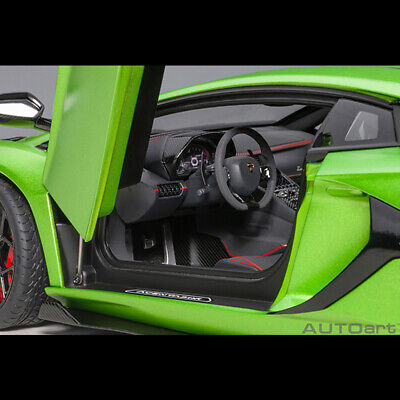 Rare Autoart 1:18 Lamborghini Aventador SVJ Green Diecast Rare Autoart 1:18 Lamborghini Aventador SVJ Green Diecast