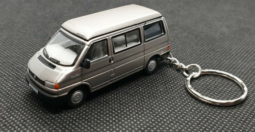 1:76 DIECAST MODEL vans, Volkswagen T4 camper van KEYRINGS. GREAT GIFTS. - Picture 1 of 5