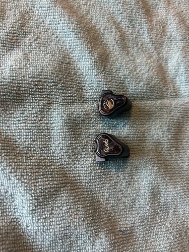 Fir Audio Radon 6 IEM