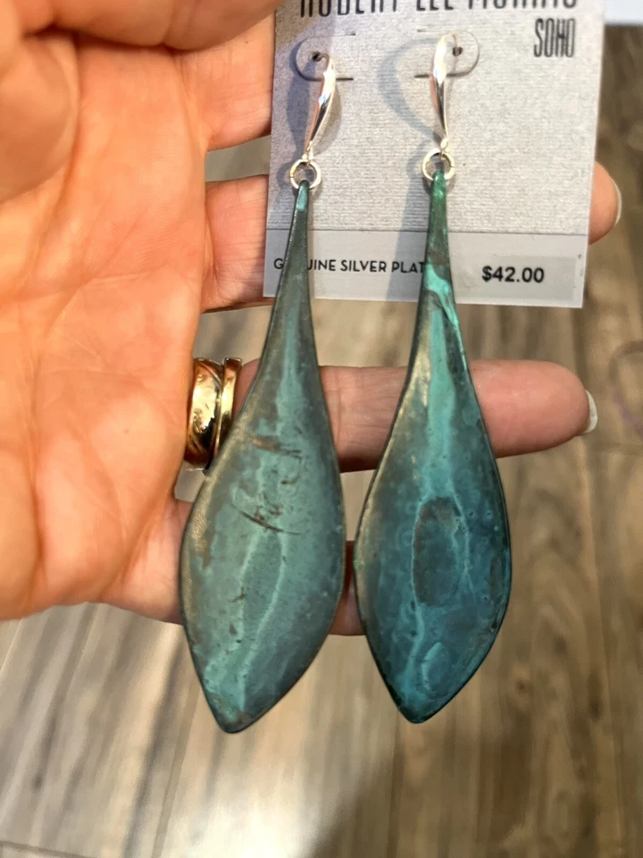Pendientes colgantes enchapados en plata genuina pátina Soho Robert Lee Morris Foto 2 de 4