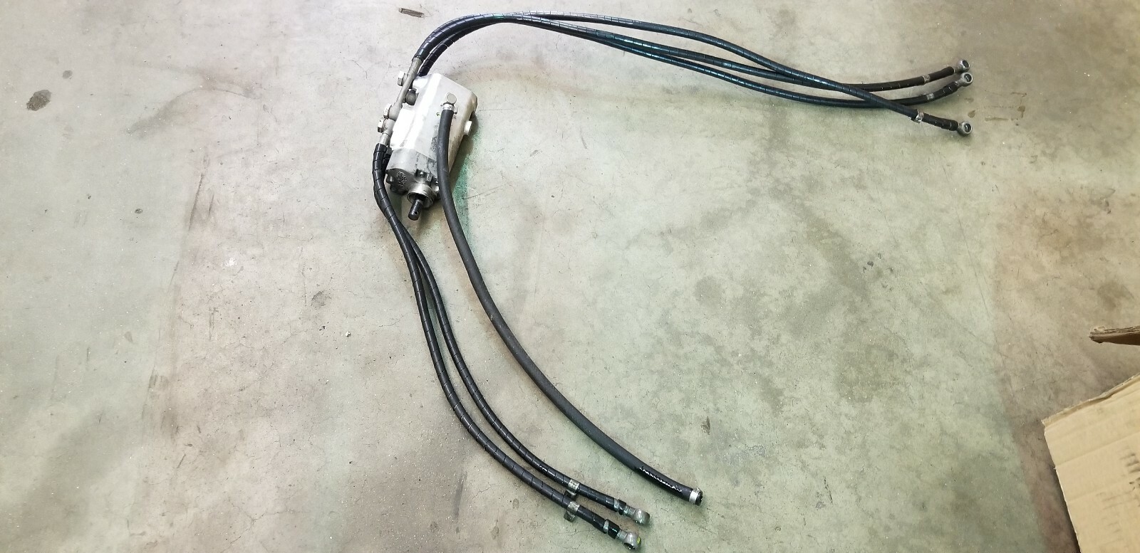 LAMBORGHINI MURCIELAGO LP640 SHIFTER ACTUATOR HYDRAULIC LINES OEM 086398270 