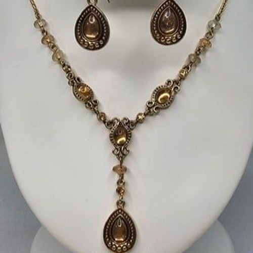 AVON SH Vintage Citrine Teardrop & Rhinestone Necklace and Earring Set - Picture 2 of 10