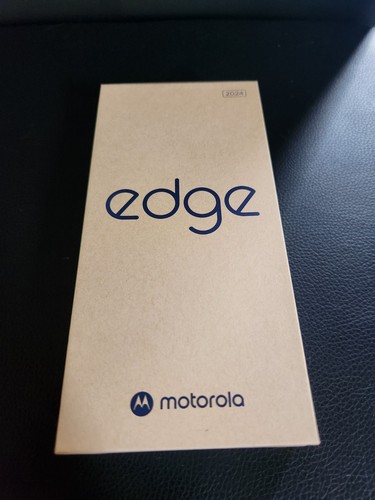 Sealed Motorola Edge (2024) 5G - 256GB - 8GB RAM Factory Unlocked Midnight Blue - Photo 16 sur 16