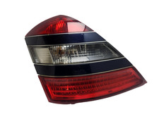 MERCEDES S-CLASS LIGHT REAR LEFT PASSENGER SIDE 2218200164 W221 2006 - 2009