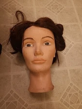 Pivot Point Cosmetology Mannequin Head Viola-0893MQM