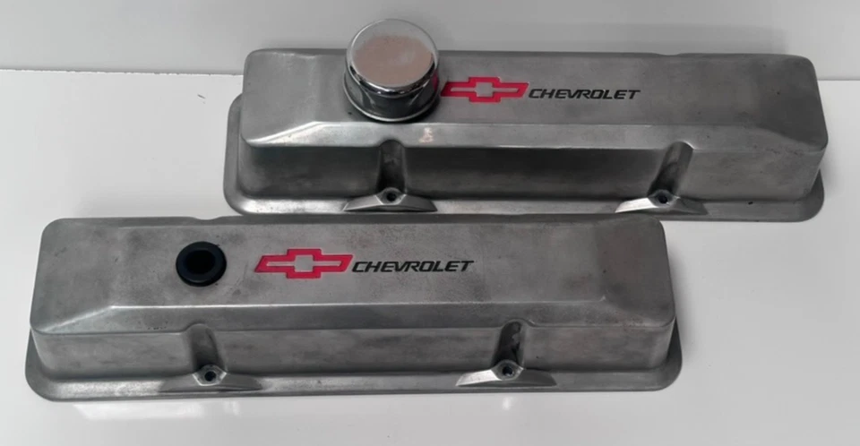 Proform Aluminum SB Chevrolet Valve Covers Bowtie Excellent! - Image 2 of 4