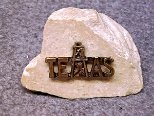 Vintage Stone TEXAS Oil Drilling Rig Derrick Souvenir PAPERWEIGHT - FREE Shpg!