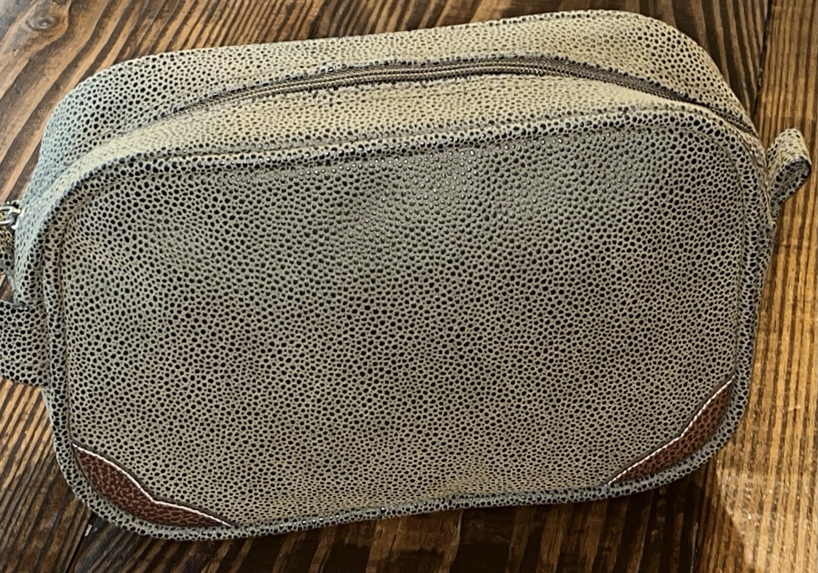 Picture 3 of 19