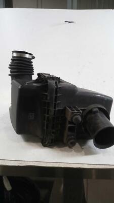 2006 Pontiac Torrent Air Cleaner Assembly OEM 3.4L 150K Mi White