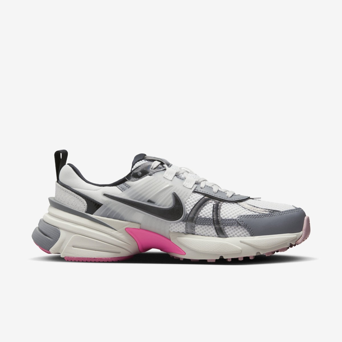 NIKE　V2K　RUN Nike V2K Run Women's Shoes. Nike.com