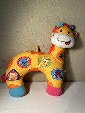 Tummy Time Discover Pillow Giraffe Crinkle Ears Plush Add Your own Toys Vtech
