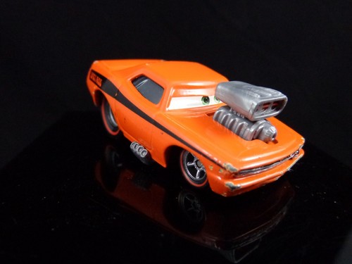 Disney Pixar Cars Impound Snot Rod Chase! RaceORama series #80 - Picture 5 of 9