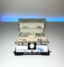 Mixed HO scale 5 Car Train Lot “Titanium Pigment Division” National Lead Company