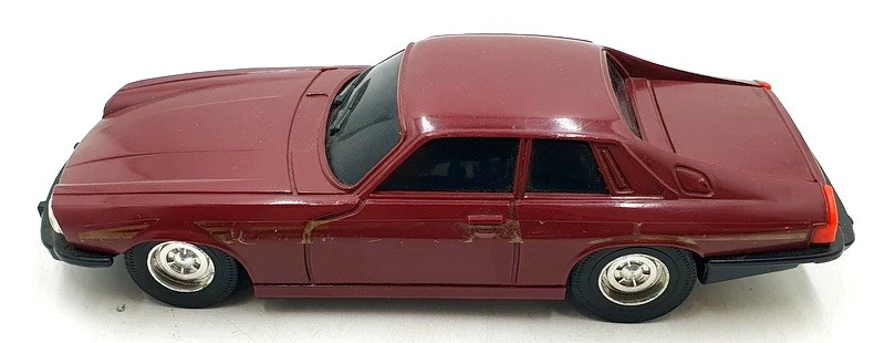 Corgi 1/18 Scale Plastic RC 27.125 MHZ 161124N - Jaguar XJS - Dark Red - Image 4 of 4