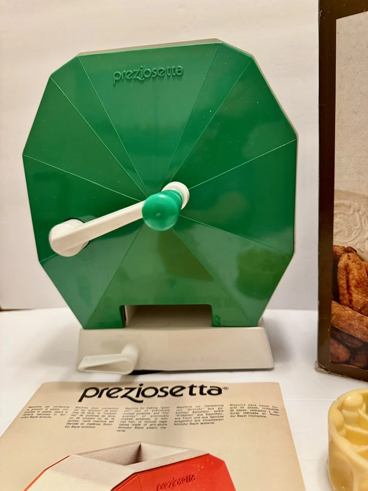 Macchinetta PREZIOSETTA Fabricante de Gnoquis De Colección Italia Verde y Blanco NUEVO Caja Abierta Foto 2 de 4
