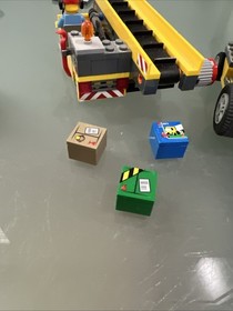 LEGO City cargo terminal 60022 Incomplete