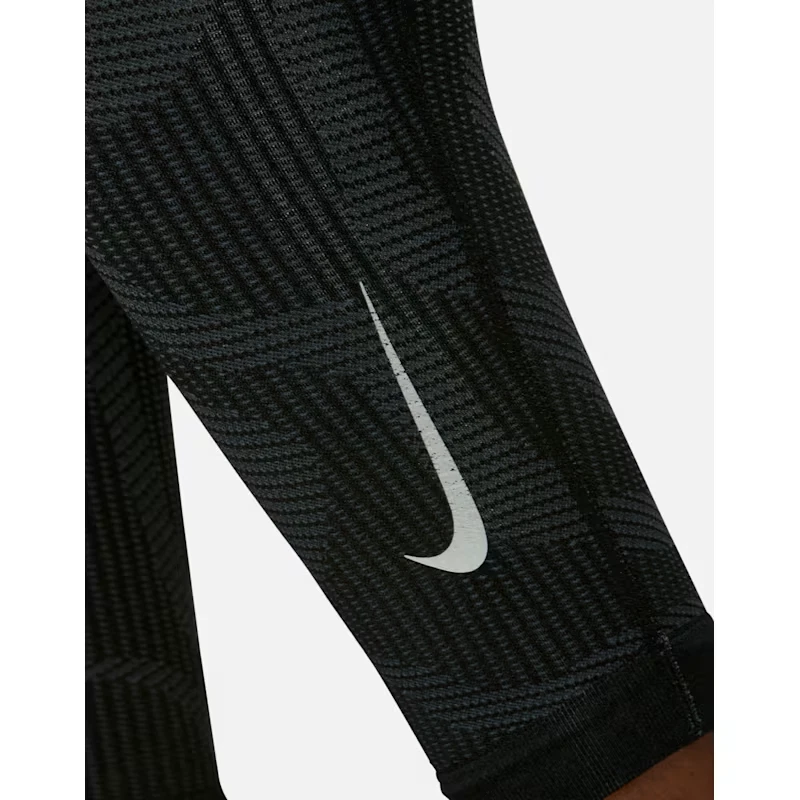 NIKE CALF COMPRESSION SLEEVES ZONED KNIT RUN GUARDS SOCK SUPPORT INJURY RECOVERY - Image 4 of 4