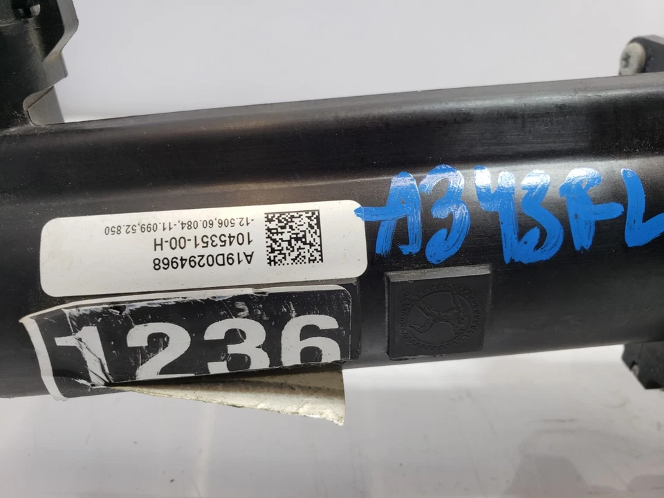 ✅ 2016-2020 OEM Tesla Model X Puerta delantera izquierda lado del conductor Asistencia al motor Foto 3 de 4