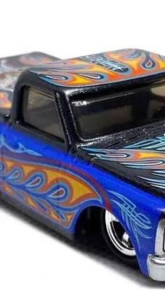 Hot Wheels 2021 Japan Convention 1969 Chevy C-10 2021 Limited