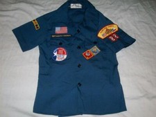 Boy Scouts of America BSA Blue Short Sleeve Shirt Patches Boy's size 7-8 used