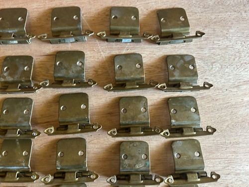 Amerock Cabinet Hinge Salvaged Lot Of 42 Brass Tone Self Closing Vtg No Screws - Picture 11 of 24