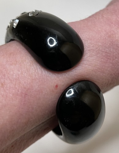 Vintage 60s Weiss Black Lucite Floral Rhinestone Bangle Bracelet Hinged Clamper - Picture 3 of 11
