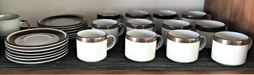 Vintage ARABIA of FINLAND KARELIA Pottery Coffee/Tea Cup & Saucer Set of 4 - Picture 7 of 10