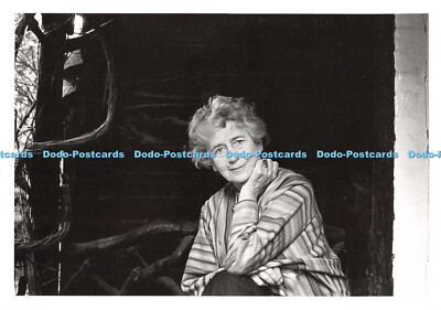 D096883 Königliches Nationaltheater. Dame Peggy Ashcroft. Jane Bown