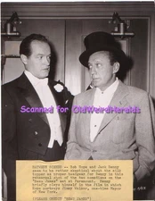 BOBE HOPE & JACK BENNY MOVIE PHOTO Candid w/ Press 1952 BEAU JAMES NY Mayor ORIG