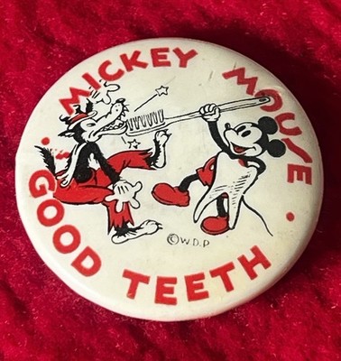 Vintage Mickey Mouse Good Teeth Finback Disney Wolf Dentist Celluloid