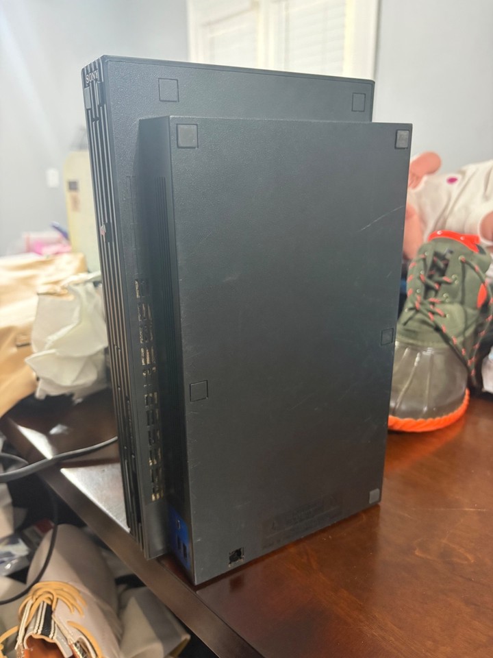 Sony PlayStation 2 PS2 Black SCPH-30001 Console w/Power Cord *PARTS OR ...