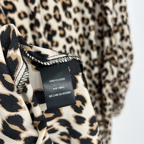 Torrid Top Size 6X Leopard Print Harper Tunic Roll Tab Pockets Flowy Half Zip - Picture 8 of 9