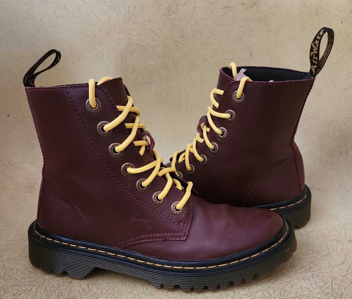 Dr. Martens AirWair バーガンディ ブーツ Dr. Martens Luana AirWair Burgundy Leather Combat Boots