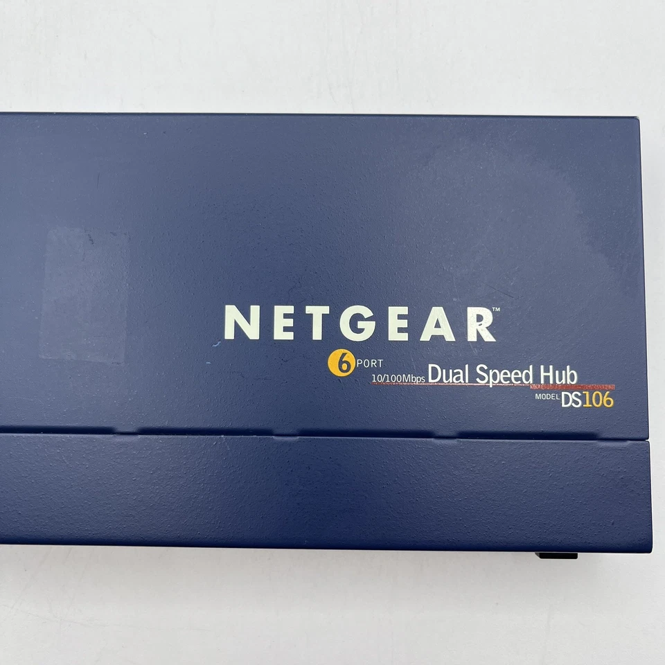 Netgear 6-Port 10/100 Dual Speed Ethernet Hub w/ Uplink Button - Model DS106 - Image 4 of 4