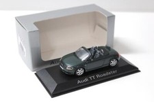 1:43 Minichamps Audi TT Roadster 8N Dark Green Dealer Version