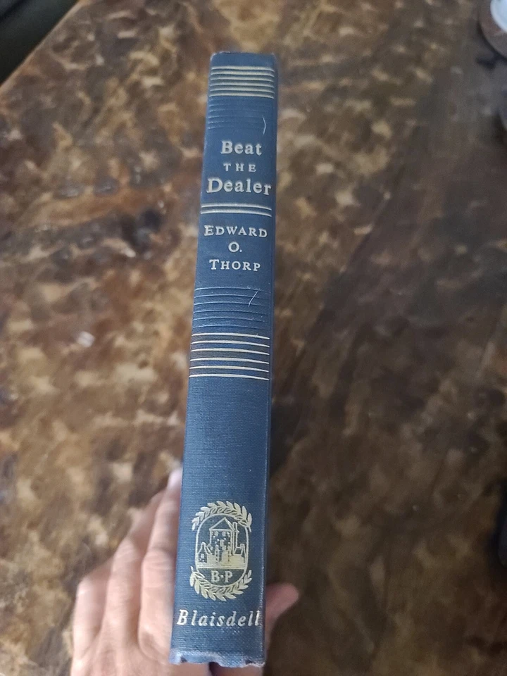 Beat The Dealer By Edward Thorp 1962 Second Printing With Cards Foto 2 de 4