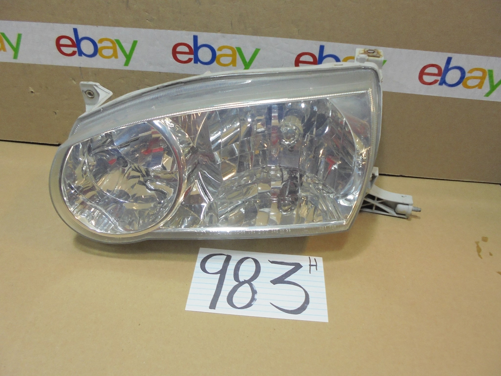 01 02 TOYOTA COROLLA DRIVER Side Headlight Used front Lamp #983