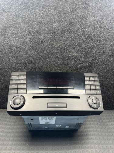 Mercedes-Benz E W211 2004 Radio CD-Player DVD-Player Navigation A2118209889