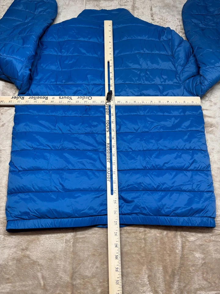 True Religion Bundle Mens Puff Coat & Shorts Womens Jeans Various Sizes Lot of 7 - Image 3 of 4