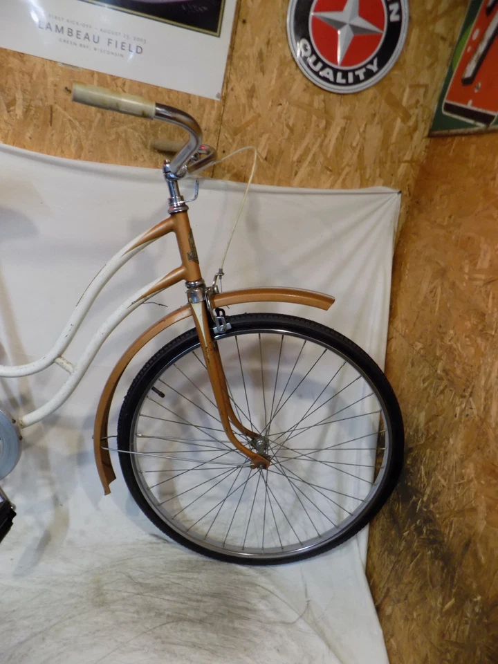 VINTAGE AB TRELLEBORG MUSTANG LADIES ROAD CRUISER BICYCLE 69 FORD CYCLE LOCK 28" - Image 4 of 4