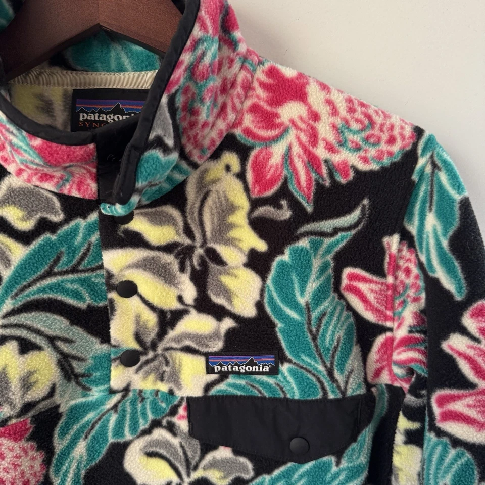 Pullover Patagonia Synchilla Snap-T Manoa Floral Polar Pequeño Bonito Foto 3 de 4