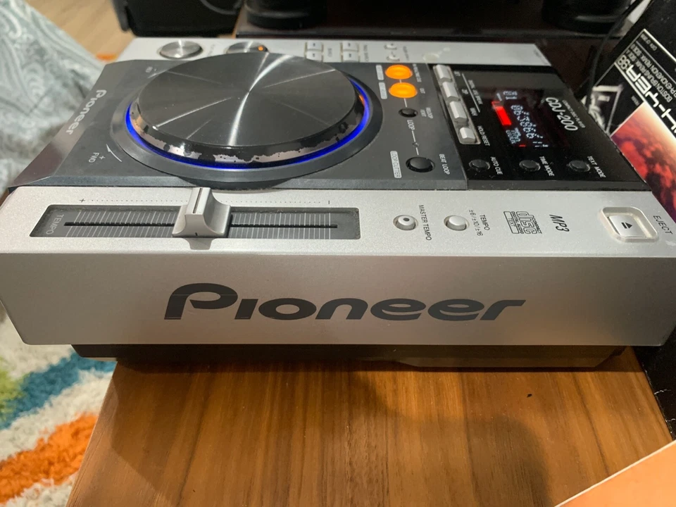 PIONEER CDJ 200 RARO PERFECTO ESTADO. ¡APRENDE A MEZCLAR COMO UN VERDADERO DJ!. 1 DE 2 Foto 3 de 4