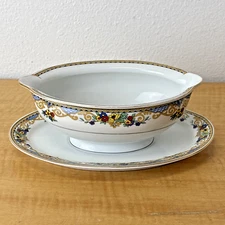 Fairmount Royal Bayreuth Gravy Boat with Attached Underplate Bavaria