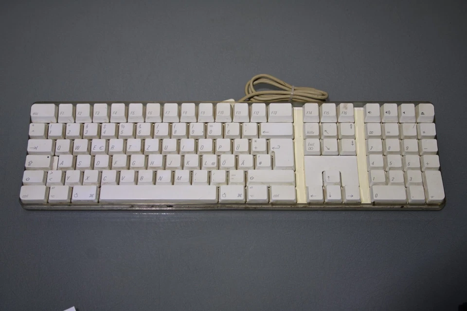 Tastatur Apple A1048 USB - Stark Gebraucht! - Bild 3 von 4