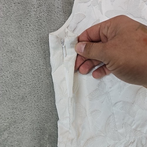 Kensie Butterfly Texture Sundress Womens Size M White Fit & Flare Mini Satin NWT - Picture 9 of 9