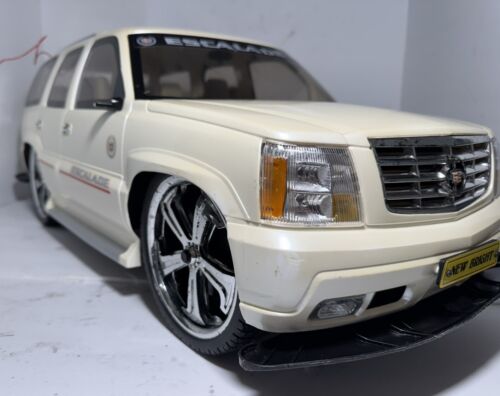Camión de radiocontrol Cadillac Escalade 2004 brillante escala 1/6 probado funciona nuevo escala 1/6 - Imagen 14 de 24