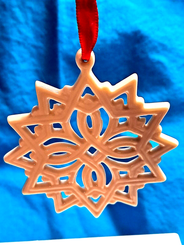 2 LENOX Christmas Ornaments Double Sided Porcelain Hanging Snowflakes - Picture 9 of 12