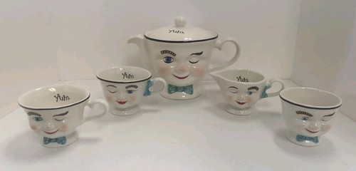 Baileys' Irish Cream Teapot, (2) Tea Cups, Creamer, Sugar Bowl L.E. 1996 - GREAT