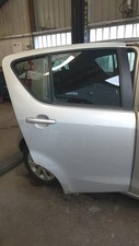 Porte arrière et accessoires Suzuki SPLASH